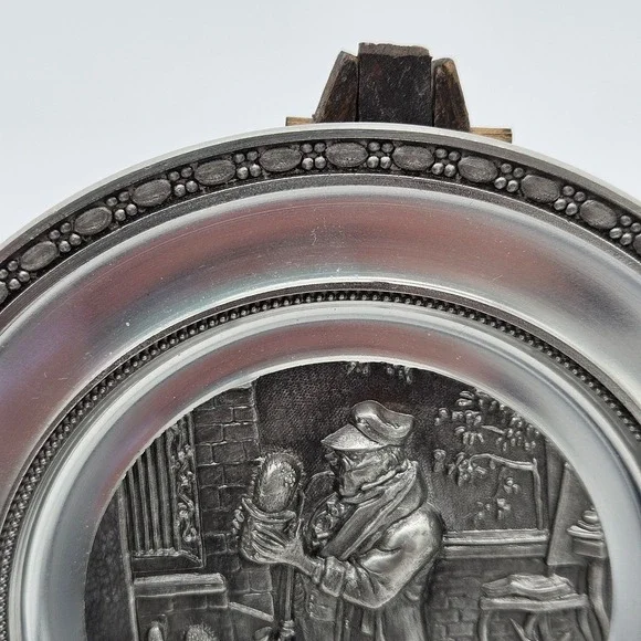 Vtg German Pewter (94% Zinc) Plate Adolf Griebjaber Depucting The Poor Poet - Picture 7 of 11